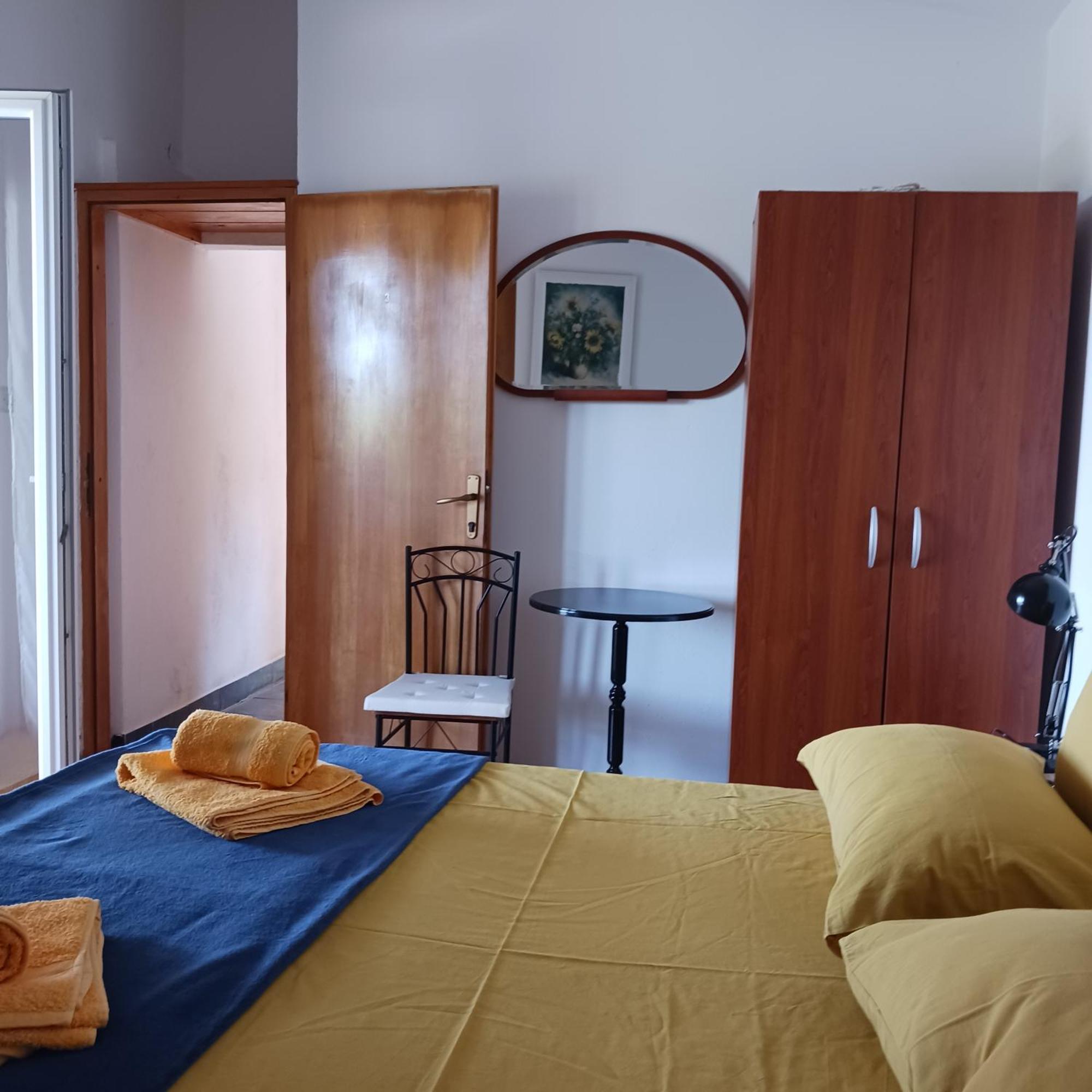 Apartments Elena & Damir Vis Zewnętrze zdjęcie