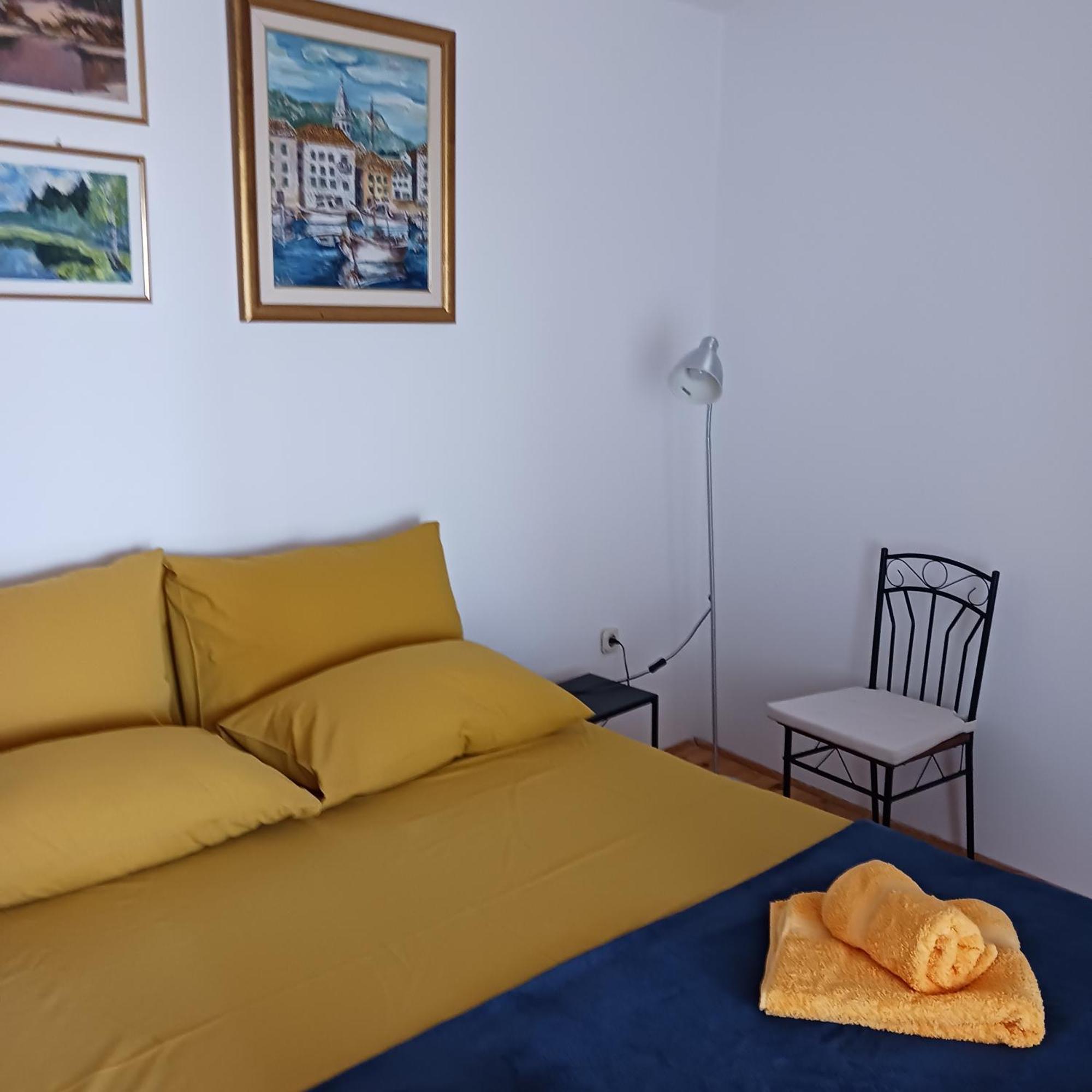 Apartments Elena & Damir Vis Zewnętrze zdjęcie